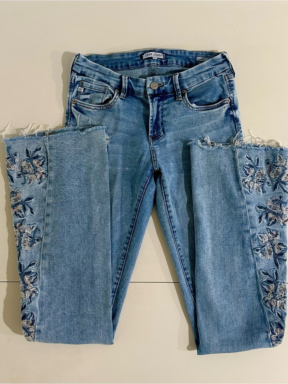 Dear John jeans embroidered “sloan” size 26